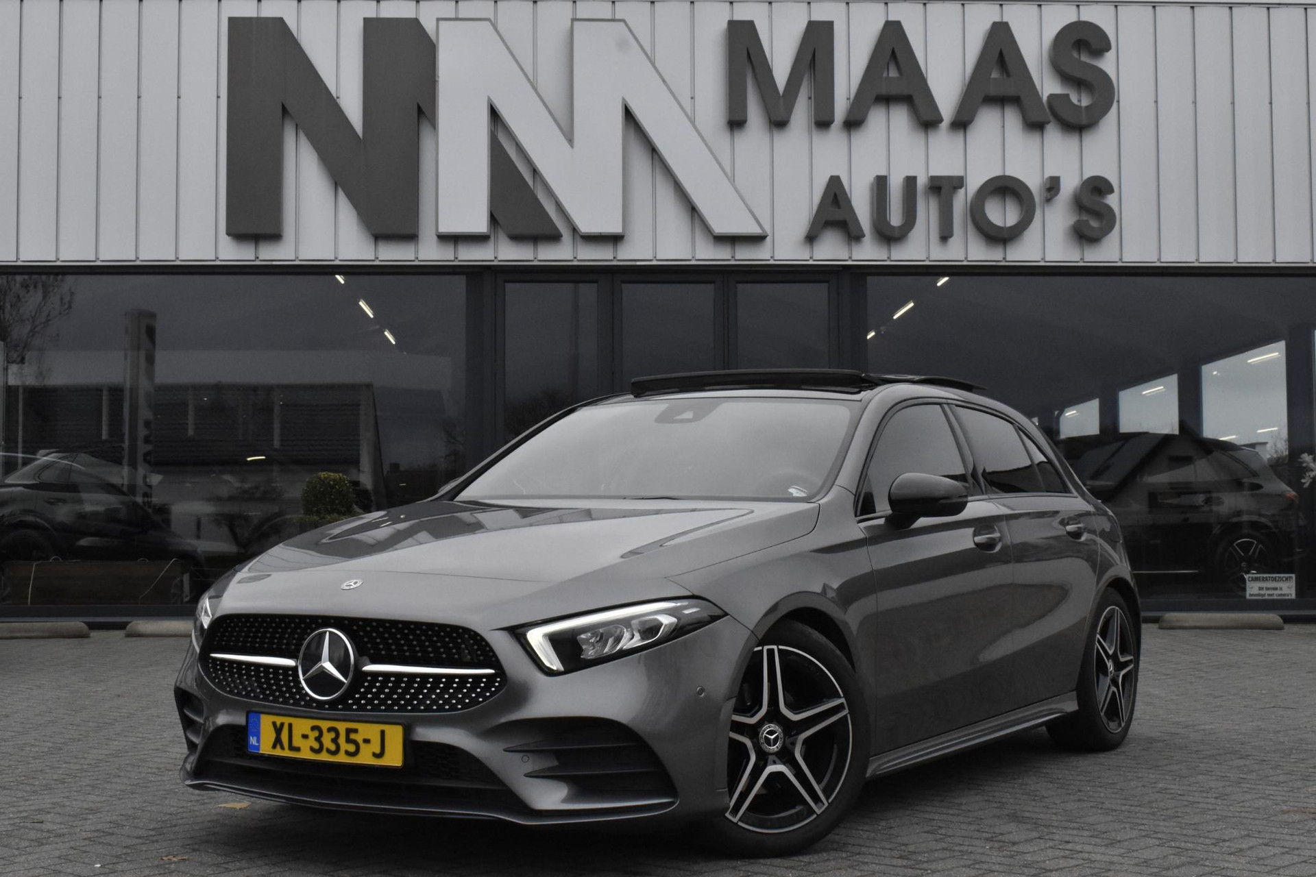 Mercedes-Benz A-Klasse 180 Business Solution AMG Night Upgrade 49407390-0.jpg | Maas Auto's