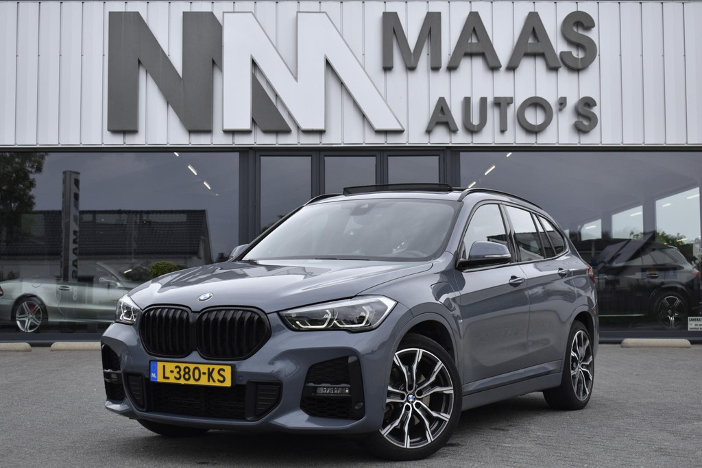 BMW X1 xDrive25e M-Pakket 53218622-0.jpg | Maas Auto's