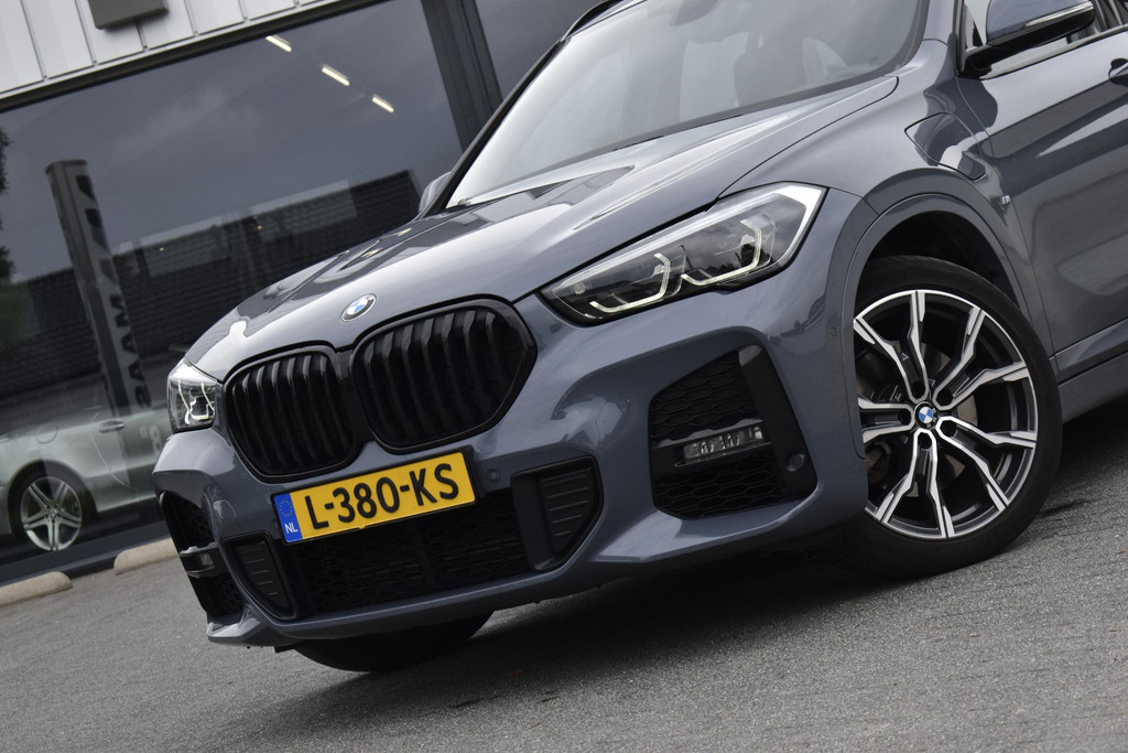 BMW X1 xDrive25e M-Pakket 53218622-1.jpg | Maas Auto's