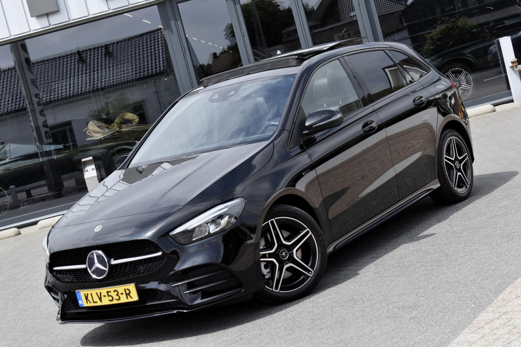 Mercedes-Benz B-Klasse 250 e AMG Line BTW 54308921-1.jpg | Maas Auto's